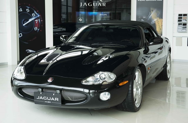 XK8R 4.0 Convertible (2002年)