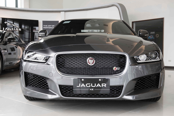全新 JAGUAR XE 即日起開放預約鑑賞