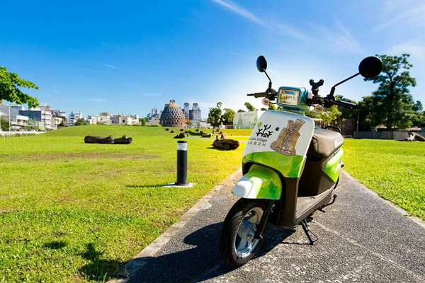 檜意生活村專屬彩繪版電動二輪車