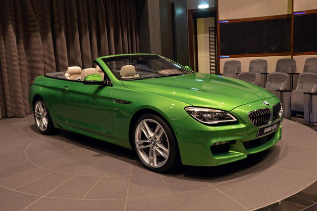 阿布達比BMW展示一款令人驚艷的敞篷式650i，不僅性能表現一流、外觀塗裝更是光彩奪目。