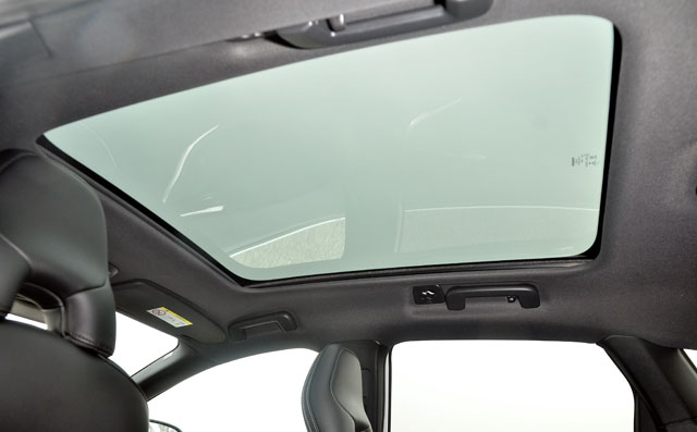 高效柴油動力性能剽悍！Volvo V40 D4 R-DESIGN 試駕