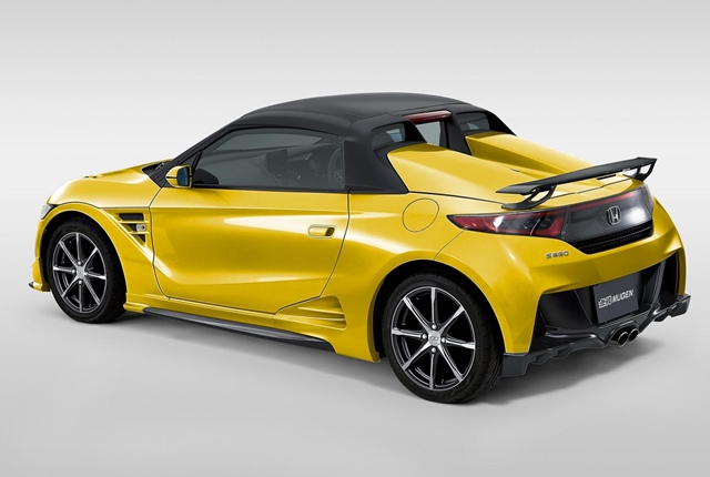 長輩也想裝年輕？ Honda S660 購車族群八成超過 40 歲！
