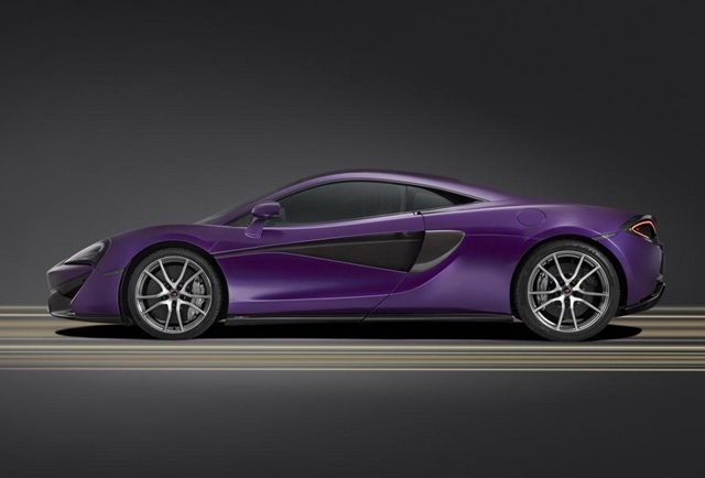 McLaren的MSO原廠客製化部門，前幾天推出了一輛客製化570S Coupe，採用原廠名為「Mauvine Blue」的車身塗裝。