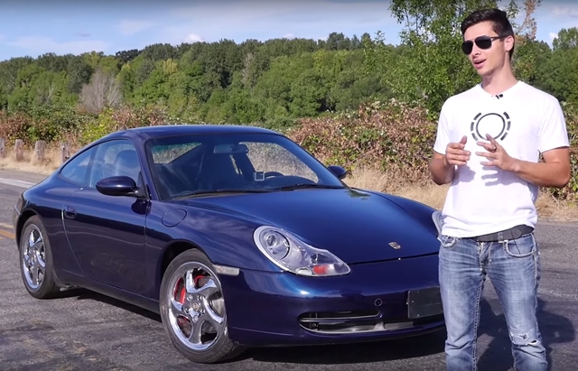 居然把 iPhone 當成 Porsche 911 的煞車皮？  影片測試結果竟然...