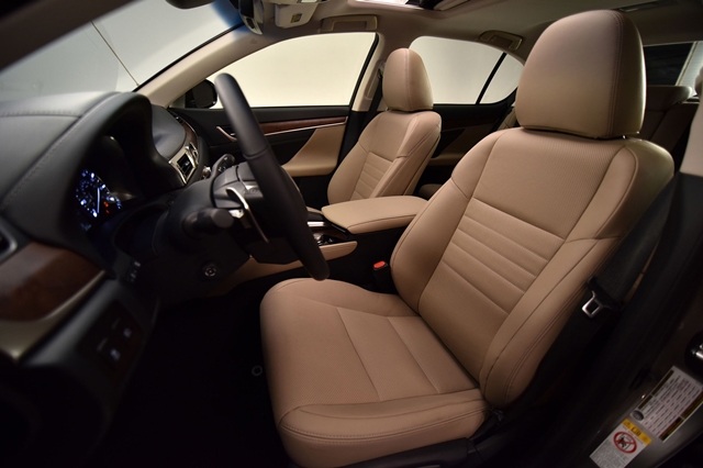 Lexus GS200t 正式亮相！ 小改款車型更為年輕運動化