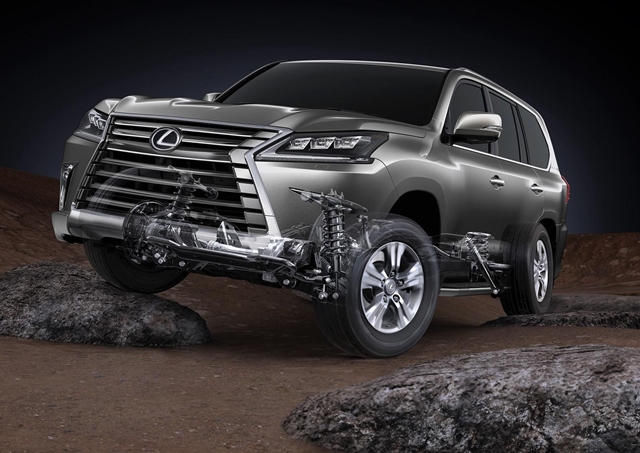 小改款 Lexus LX570 正式亮相 質感與變速箱全面升級！