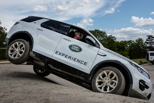 Discovery Sport 打頭陣 無主地探險隊將跨越 19 國