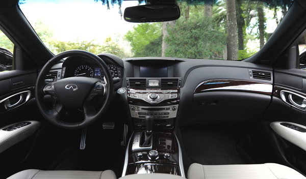 最大獎是 Q70！INFINITI 高爾夫聯誼賽報名開始