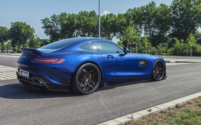 Mercedes-AMG GT S搭載4.0升V8雙渦輪增壓引擎，可輸出510匹的最大馬力、66公斤米的峰值扭力。