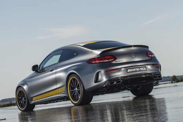 Mercedes-AMG C63 Coupe Edition 1搭載4.0升V8雙渦輪增壓引擎，可輸出476匹或510匹的最大馬力。