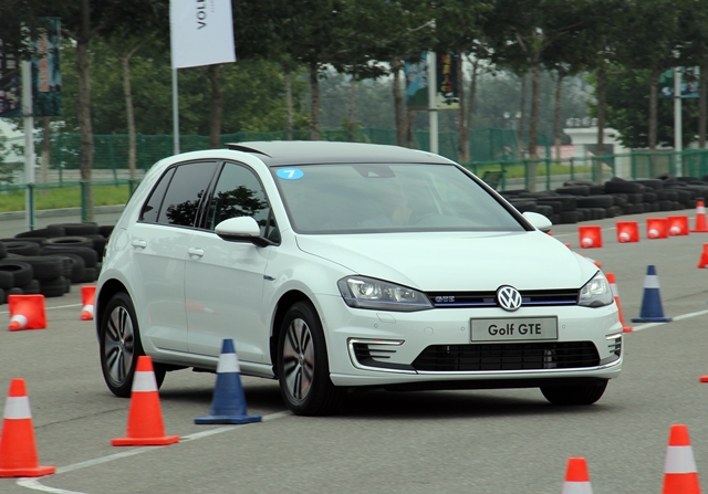 Volkswagen原廠在2014年時未GT系列增添了第三位成員，乃是搭載Plug-in Hybrid插電式油電混合動力系統的Golf GTE車型。