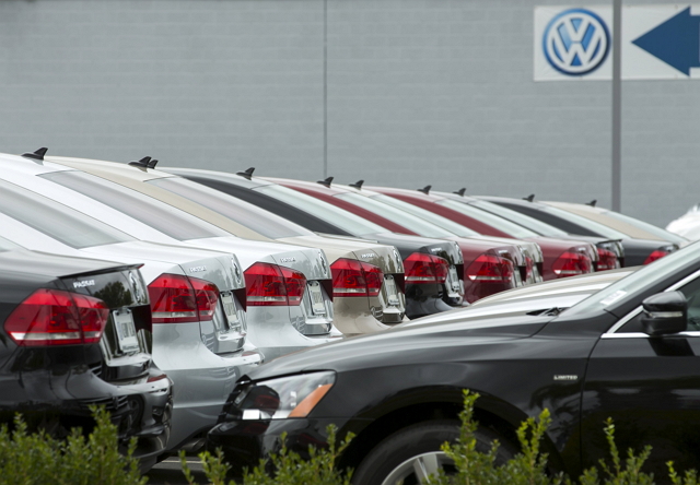 Volkswagen 認了！  坦承造假柴油引擎、停售 2.0 升 TDI 車款