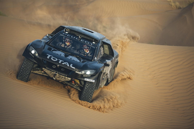 經調校過的Peugeot 2008 DKR16縮短前後懸吊的長度，使其越野性能更加提升、更有克服惡地的本事。
