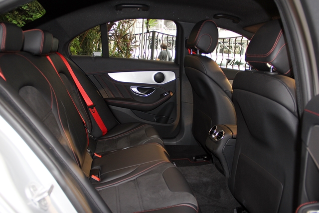 高性能四驅車！Mercedes-Benz C450 AMG 4MATIC 台灣發表