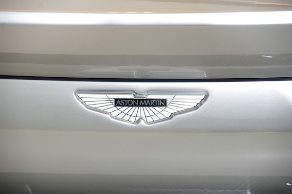 設計於車尾的ASTON MARTIN標誌