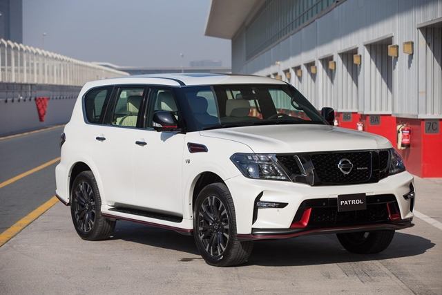 Nissan Patrol Nismo雖然是中東限定，但在設計上可是完全依循Nismo的主軸，採用裝屬的紅白雙色塗裝以及空力套件。