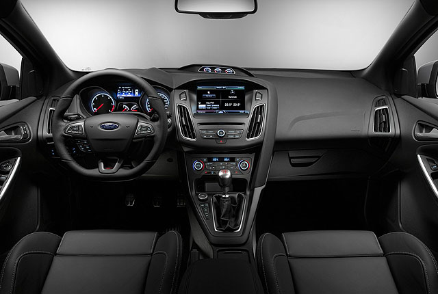 2016 年登場 Focus ST 柴油車型增添 PowerShift 自排變速箱
