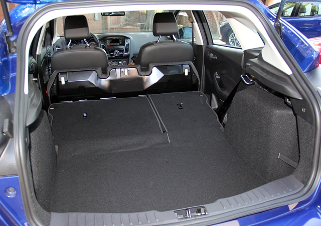 劍指 Mazda 3！ 小改款 Ford Focus 1.5 EcoBoost 新車試駕