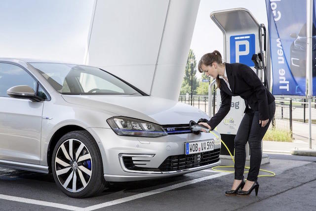 VW因柴油車形象受損，也讓德國政府更加速推廣電動車，但缺少補助及電動車續航力有待加強，都讓德國民眾因此卻步。（圖片來源／http://evobsession.com）