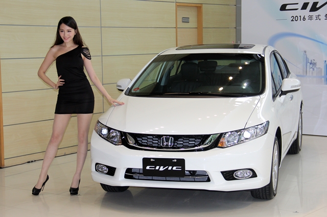 Honda Fit S 特式車與 2016 年式 Civic 發表 價格不變添配備