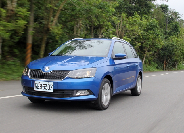 百萬內旅行車只有他！ Skoda Fabia Combi 新車試駕