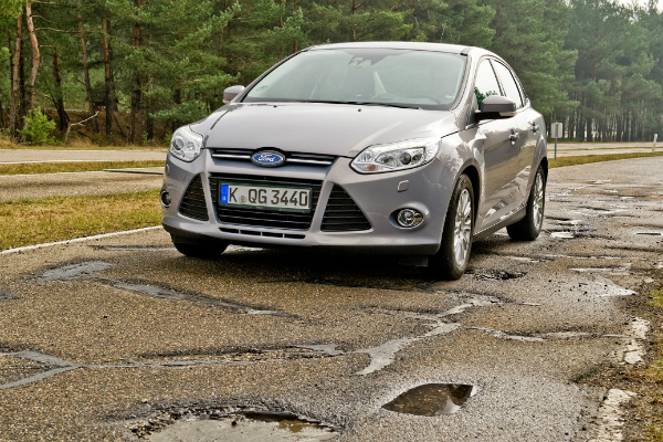 確保車輛品質 Ford 30 項耐久測試曝光