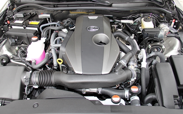 這具2.0升渦輪引擎最大動力為245hp/5800rpm、35.7kgm/1650~4400rpm。