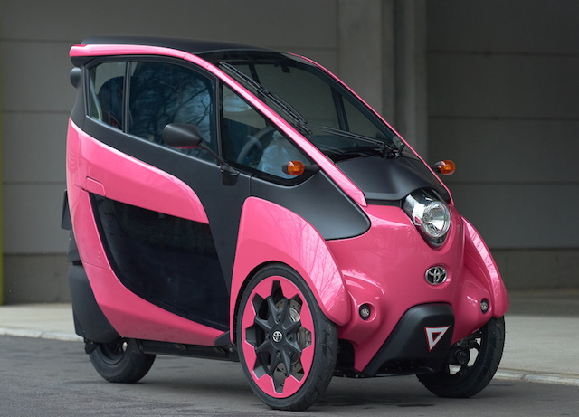 車身小巧的 Toyota i-Road，方便在市區移動。(圖片來源／car.watch.impress.co.jp)