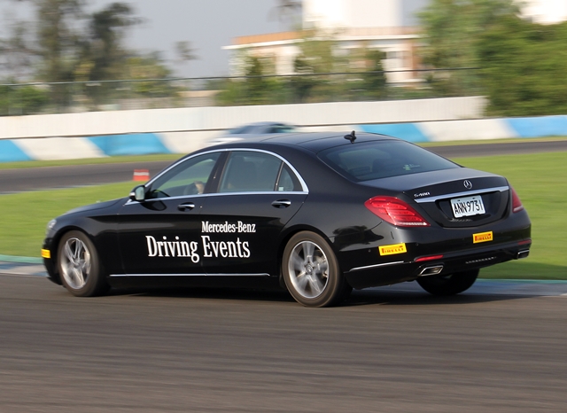 Mercedes-Benz 智慧駕馭體驗營 C450 AMG 4MATIC 熱情賽道