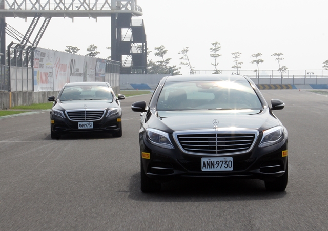 Mercedes-Benz 智慧駕馭體驗營 C450 AMG 4MATIC 熱情賽道