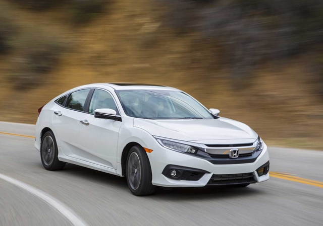 網友以VBox測試Civic 1.5 Turbo，0~96km/h的加速成績為6.5秒，0~400m的成績為14.9秒，末速為155.2km/h。