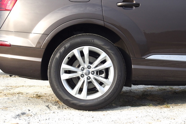 輕舞飛揚的順暢動力  Audi Q7 45 TDI quattro 試駕