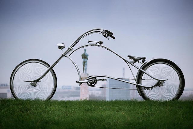 Ono Bikes 的 ARCHONT 則為純自行車，少了電動馬達，車重也輕了許多。
