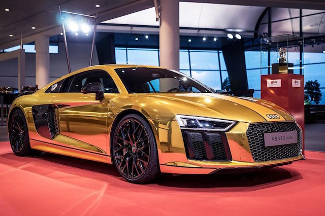 好強的閃光！ Audi R8 V10 Plus 黃金版亮相