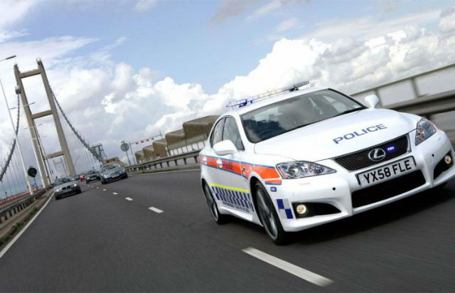 歹徒看完只想棄械投降! 全球 10 大最速警車一次看完!