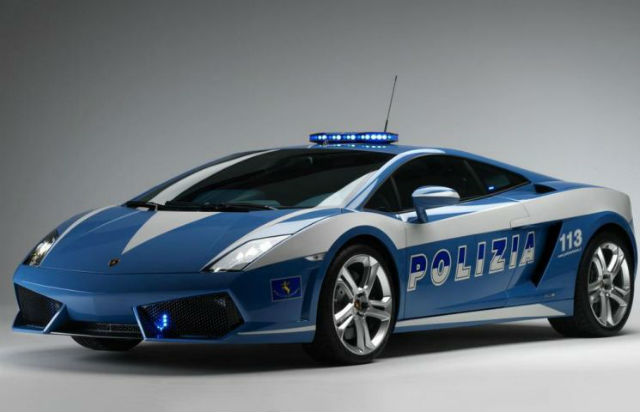 歹徒看完只想棄械投降! 全球 10 大最速警車一次看完!