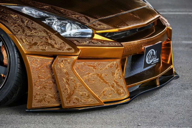 新年就要這一味！ 金光閃閃版 Nissan GT-R 貴氣亮相