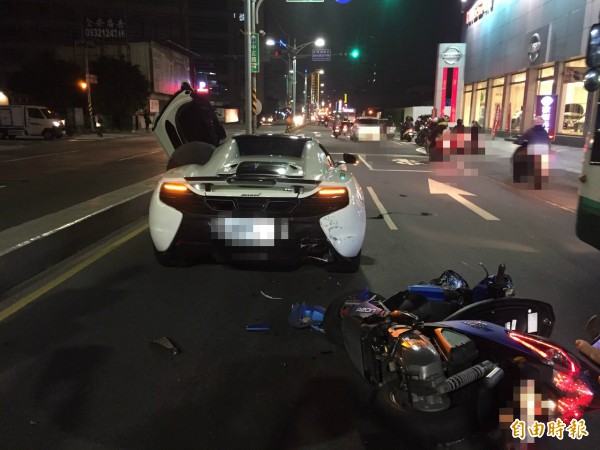 大家開車騎車上路不僅要遵守交通規則，看到這些高價車款還是保持距離以策安全。（資料照，記者曾健銘攝）