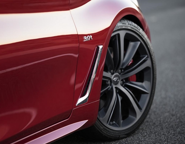 Infiniti截至目前為止並未公布Q60 Coupe的售價，僅表示新車將在車展後不久就會開始販售。