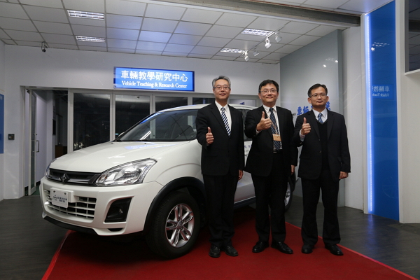 中華汽車助產學合作 捐 22 台 ZINGER 嘉惠學子
