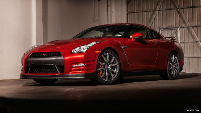 Nissan GT-R搭載3.8升V6雙渦輪增壓引擎，提供出545hp／64kgm的最大動力。（圖片來源／Nissan）