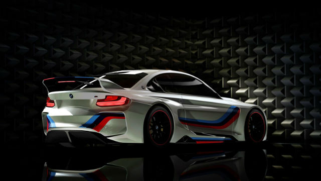 BMW M2 CSL的競爭對手直指Porsche Cayman GT4，CSL的車重將比原版M2來的更輕量、性能更強大。