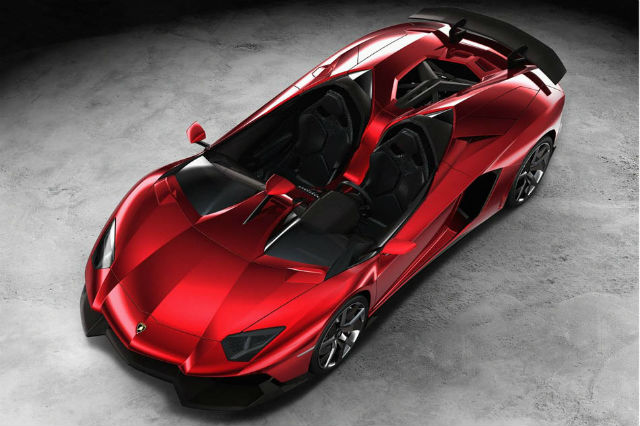 2012年出現的Aventador J Speedster，全球僅限量一部、價格落在220萬美元。