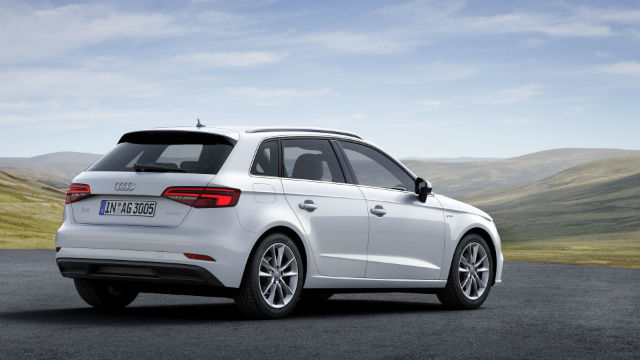 原廠也另外提供燃料車型A3 Sportback g-tron，搭載1.4升TFSI BiFuel雙燃料車，性能表現可達到110hp。
