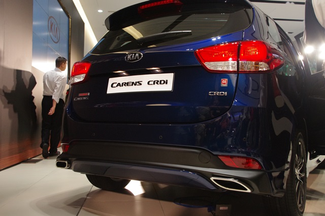 KIA Carens CRDi運動特仕版發表　NBA傳奇地虎Bogues站台