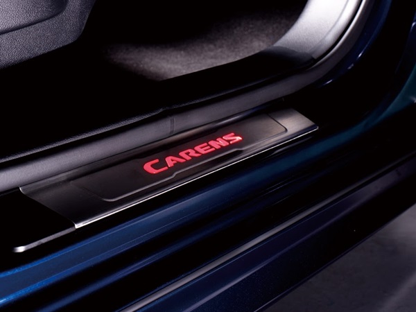 KIA Carens CRDi運動特仕版發表　NBA傳奇地虎Bogues站台