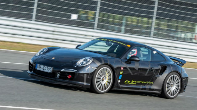 Edo Competition經歷了超過一年的時間，終於完成改裝Porsche 991 Turbo S的大業。