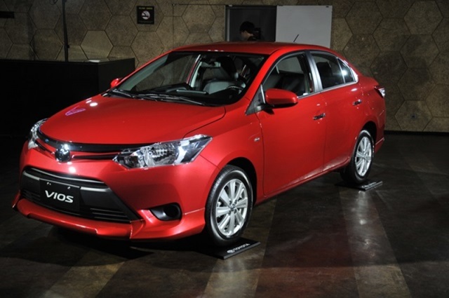 誰能擊敗Toyota  Vios？國產四門小車激鬥！