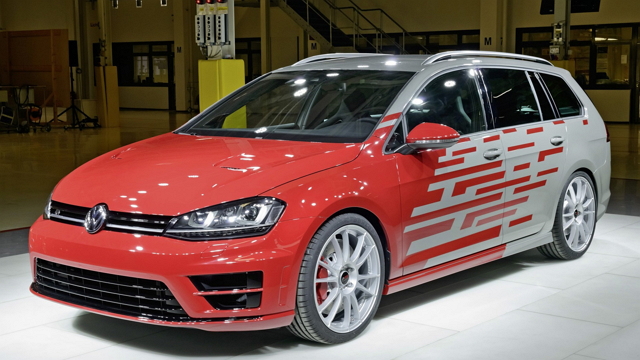 Golf R Variant Performance 35 concept 是由 Sachsen 工廠學徒操刀，不僅採用雙色漸層烤漆，更換上了輕量化鋁圈制動組。
