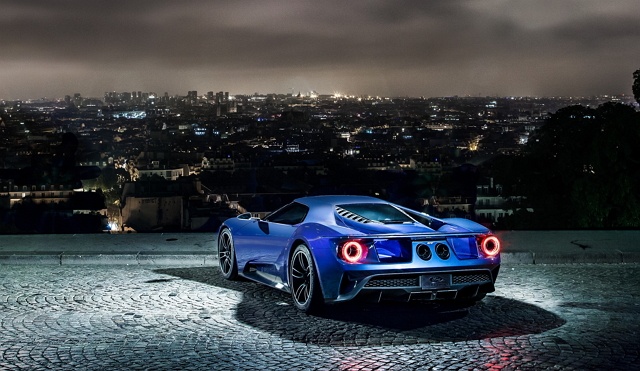 全新 Ford GT 最大馬力可望突破 608 匹，預估售價將從 40 萬美元起跳(折合台幣約 1300 萬起)，全年產量僅 250 輛，並採車主資格審合的方式販售。
